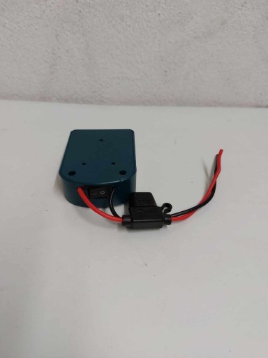 Zdjęcie oferty: Adapter na baterię MAKITA 14v 18v ON/OFF i slotem na bezpiecznik 30A