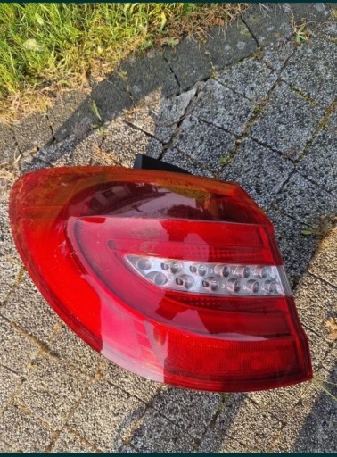 Zdjęcie oferty: Lampy tyl LED lewy w błotnik/zderzak Mercedes W246