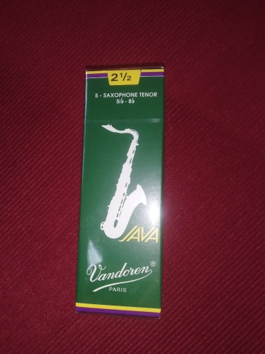 Zdjęcie oferty: Stroiki do saksofonu tenerowego 2.5