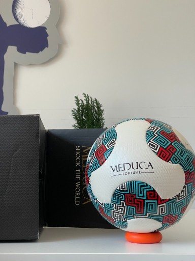 Zdjęcie oferty: Piłka MEDUCA Official Matchball