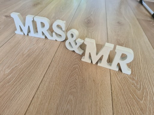 Zdjęcie oferty: Litery 3 D Mr & Mrs wys. 8.4 cm