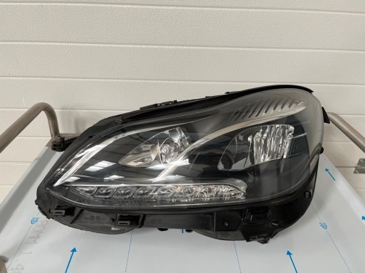 Zdjęcie oferty: MERCEDES E-KLASA W212 LIFT LAMPA LEWA KOMPLETNA