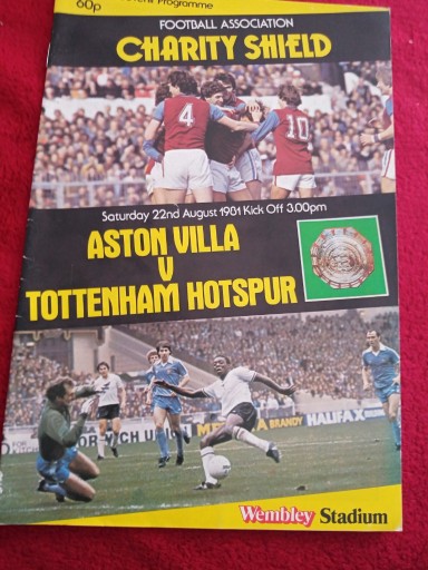 Zdjęcie oferty: Program  Aston Villa - Tottenham  (Charity Shield)