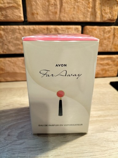 Zdjęcie oferty: AVON Far Away Woda Perfumowana 100 ml