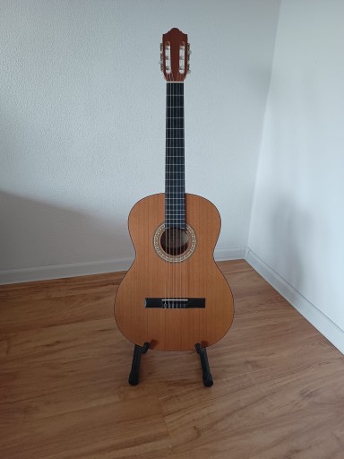 Zdjęcie oferty: Gitara klasyczna „Sofia” + pokrowiec i statyw!