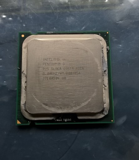 Zdjęcie oferty: Intel Pentium D 925 s775 SL9KA 3 GHz/4M/800