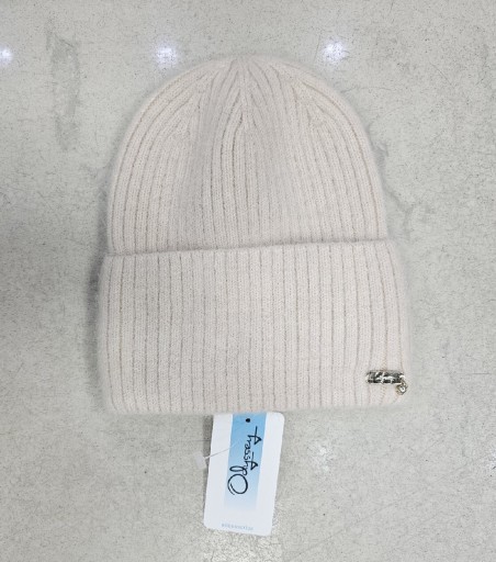 Zdjęcie oferty: Czapka Angora ! Odyssey- p.beż 