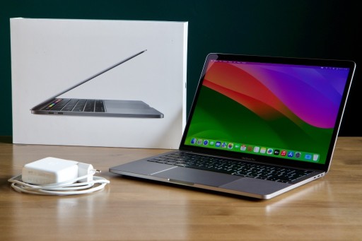 Zdjęcie oferty: MacBook Pro 13”, 2020, i5 2,0 GHz, 16 GB, SSD 1 TB