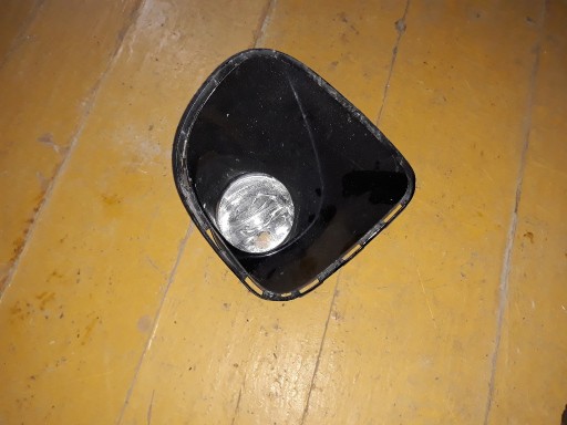 Zdjęcie oferty: Halogen lewy przod Toyota avensis t29