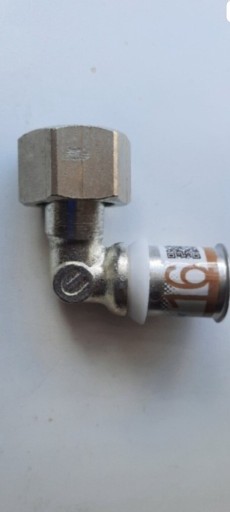 Zdjęcie oferty: Kolano UPONOR S-Press 1/2"gw ×16 - zapras z nakręt