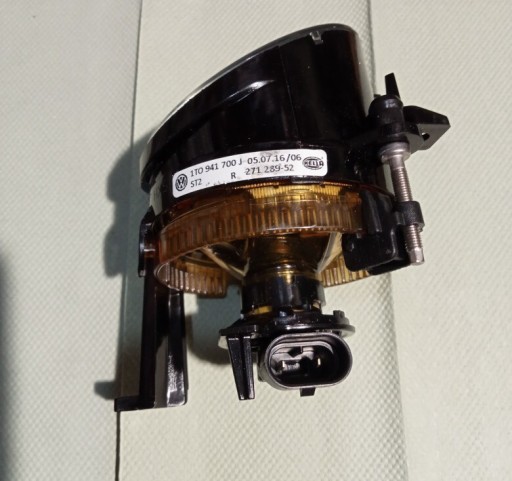 Zdjęcie oferty: VW prawy halogen 1T0941700J nowy