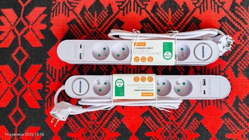 Zdjęcie oferty: Listwa zasilająca - 1 sztuka , USB A i USB C - kolor jasny fiolet