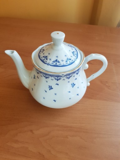 Zdjęcie oferty: Fine Royal Porcelain czajnik do zaparzania 
