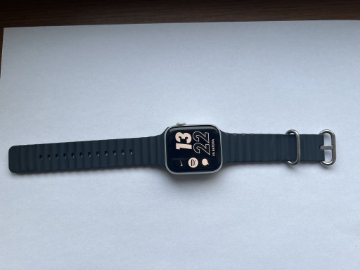 Zdjęcie oferty: Apple Watch 4 gps+ cellular 44 mm + 2x opaska 