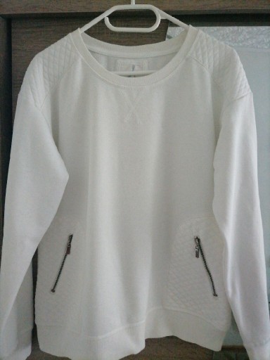 Zdjęcie oferty: Bluza damska biała "Atmosphere" roz 38-40 (12)