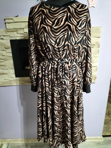 Zdjęcie oferty: Sukienka welurowa zebra, rozmiar uniwersalny 
