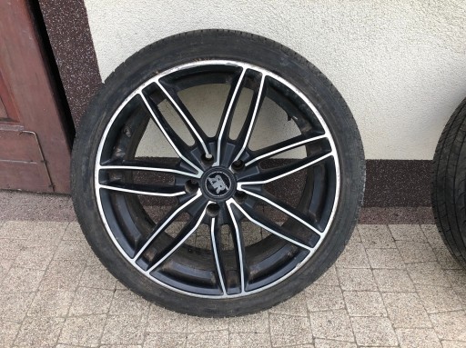 Zdjęcie oferty: Felga Racer EDITION LIGHT Black 18” ET 30