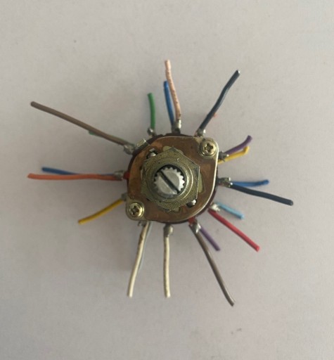 Zdjęcie oferty: Amplituner Pioneer - przełącznik wejść