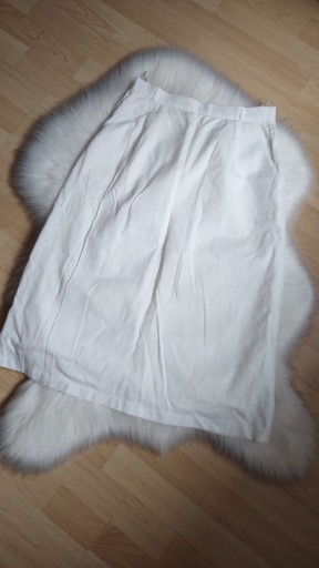 Zdjęcie oferty: Kremowa spódnica midi w prążki roz. XS/S Vintage