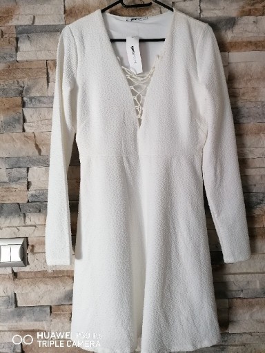 Zdjęcie oferty: Nowa biała sukienka L 