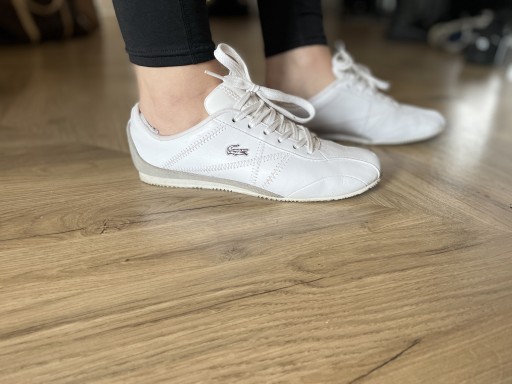 Zdjęcie oferty: Białe Buty damskie Lacoste Skóra 37 sneakersy 