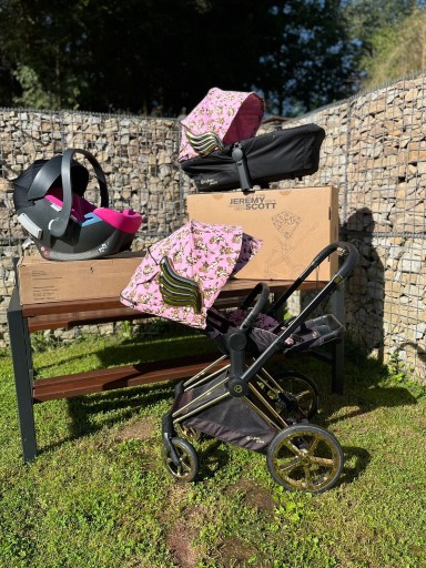 Zdjęcie oferty: Wózek dziecięcy Cybex Priam Cherubs Pink