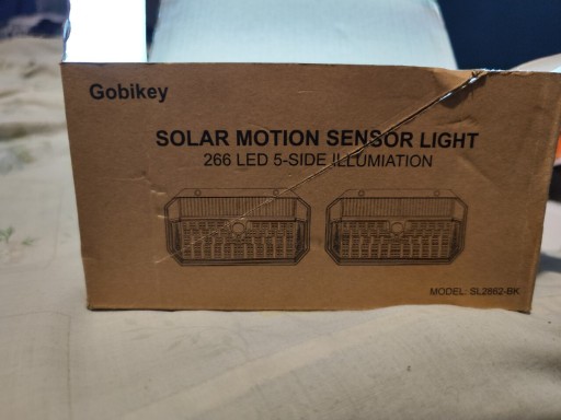 Zdjęcie oferty: Lampy solarne z czujnikami ruchu 