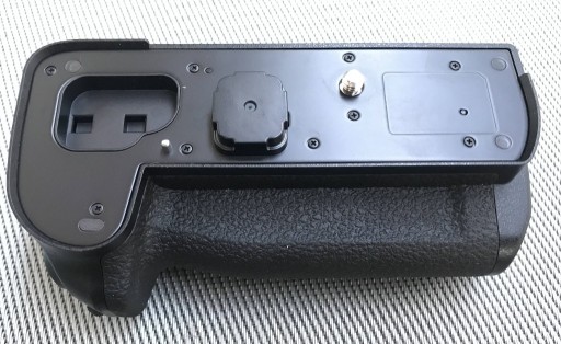 Zdjęcie oferty: Panasonic S1/S1R GRIP,battery grip, nowy.