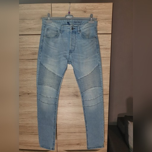 Zdjęcie oferty: Niebieskie jeansy H&M