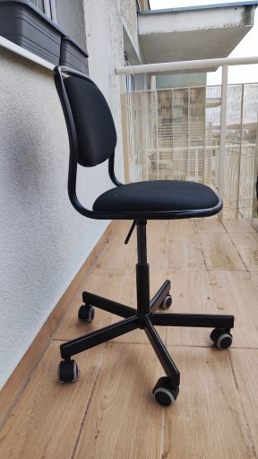 Zdjęcie oferty: Fotel biurowy obracany IKEA