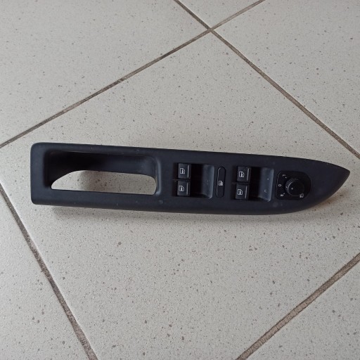 Zdjęcie oferty: Panel sterowania VW golf plus 5M1867371C