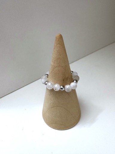 Zdjęcie oferty: Pierścionek handmade z kamieniem księżycowym i srebrnym hematytem