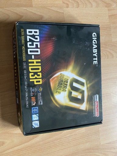 Zdjęcie oferty: Sprzedam płytę główną gigabyte ga b250-hd3p uszkod