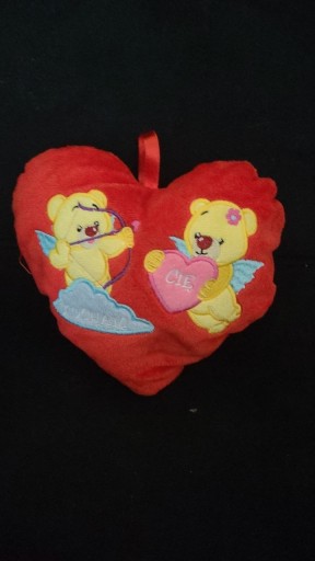 Zdjęcie oferty: Poduszka w kształcie serca z napisem Kocham Cię