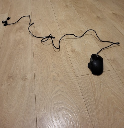 Zdjęcie oferty: Myszka Logitech G502 uszkodzony sznurek na kablu