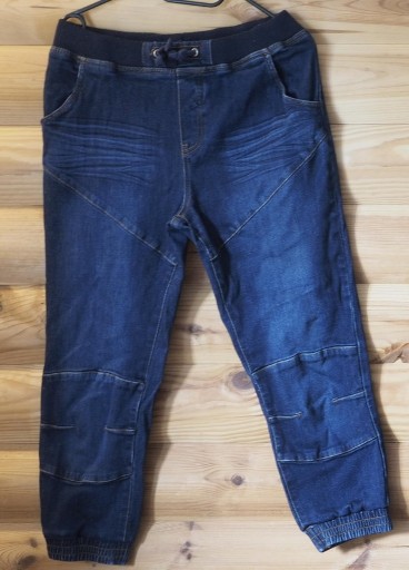 Zdjęcie oferty: Spodnie jeansowe JPHN BANER r. 158 , 11 -13 LAT