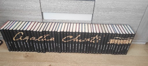 Zdjęcie oferty: Agatha Christie od 1 do 45 bez 33