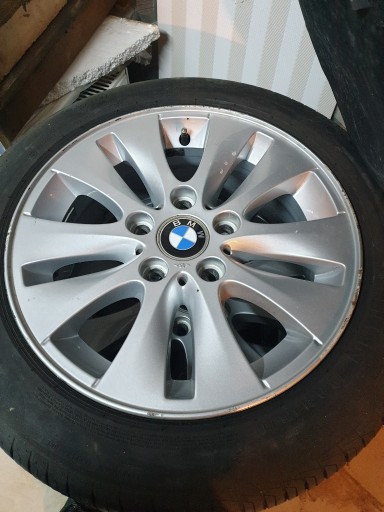 Zdjęcie oferty: felgi aluminiowe + opony BMW 16"