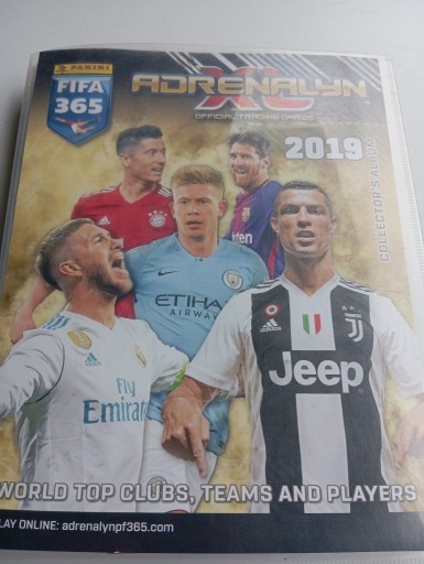 Zdjęcie oferty: FIFA 2019 kompletny album+ 38 limity 