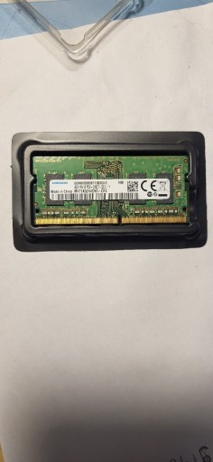 Zdjęcie oferty: Pamięć Samsung RAM DDR4 2400 MHz 4GB