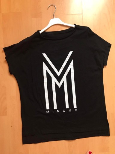 Zdjęcie oferty: Bluzka koszulka biust 115 czarna