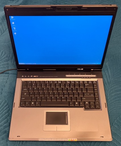 Zdjęcie oferty: Laptop Asus AR6 Intel T2250 160 HDD 4GB RAM XP SP3