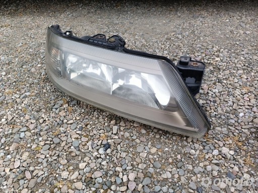 Zdjęcie oferty: Lampa prawa przednia Renault Laguna II 2 xenon