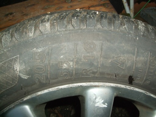 Zdjęcie oferty: Opony z felgami aluminiowymi