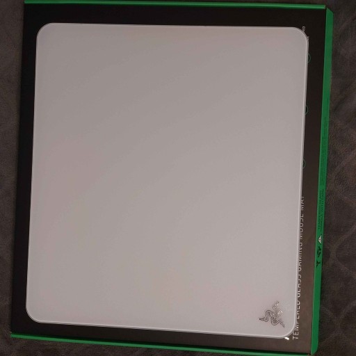 Zdjęcie oferty: Szklana podkładka pod mysz RAZER Atlas White Edition
