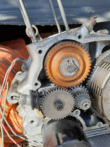 Zdjęcie oferty: Włoski zabytkowy silnik Gillera 