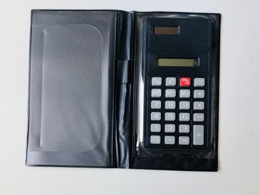Zdjęcie oferty: kalkulator kieszonkowy z etui