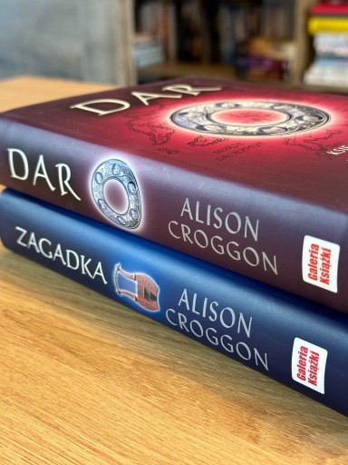 Zdjęcie oferty: Dar / Zagadka - Alison Croggson