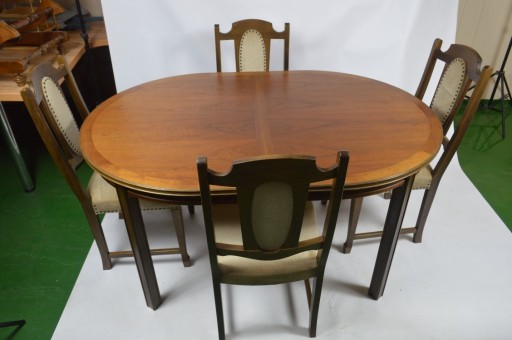 Zdjęcie oferty: Stół + 4 krzesła