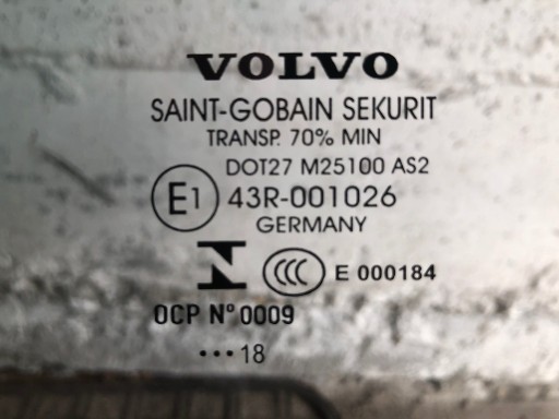 Zdjęcie oferty: Szyba lewy przód Volvo 60 2018r